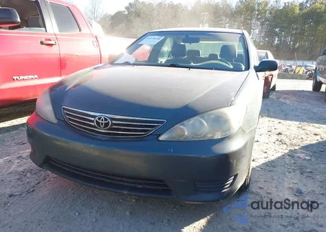 2005 Toyota Camry Le from USA, damaged, VIN 4T1BE32K85U409272